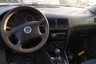 Pivot de moyeu avant droit VOLKSWAGEN GOLF 4