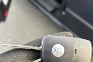 Pivot de moyeu avant gauche VOLKSWAGEN GOLF 4