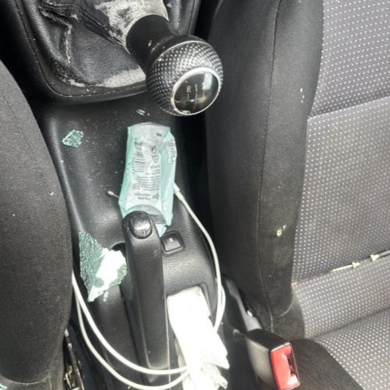 Cremaillere assistee VOLKSWAGEN GOLF 4 Photo n°20