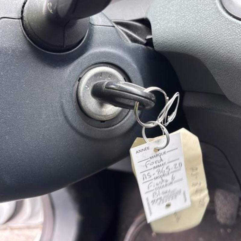 Moteur FORD FIESTA 6 Photo n°19