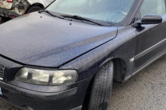 Aile avant gauche VOLVO S 60 1
