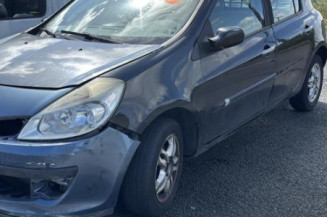 Aile avant droit RENAULT CLIO 3