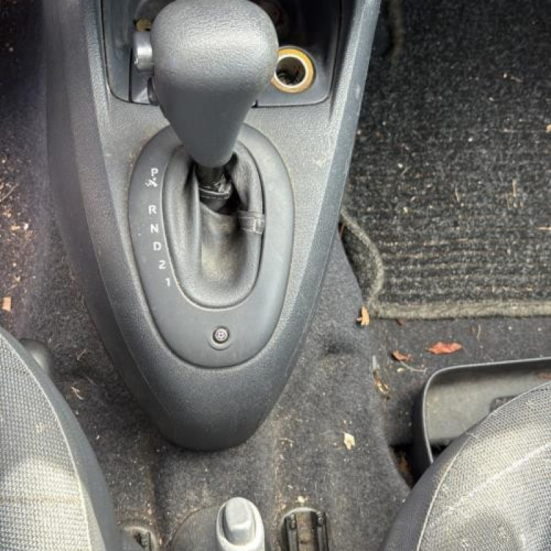 Moteur RENAULT CLIO 2 Photo n°20