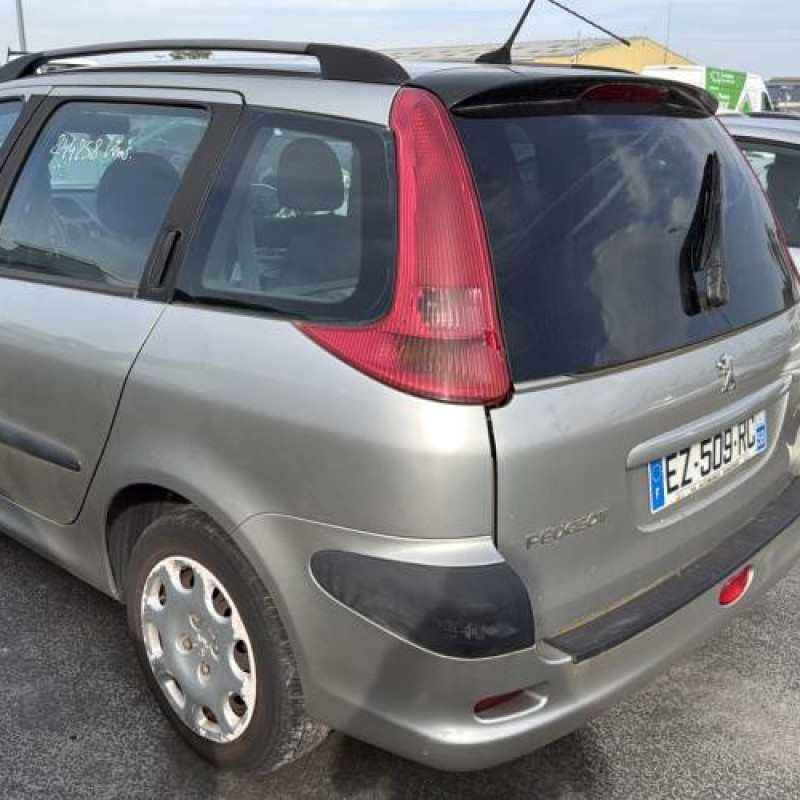 Aile avant droit PEUGEOT 206 Photo n°8