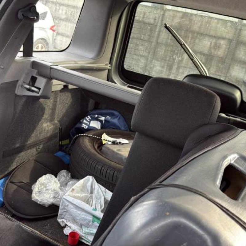 Aile avant droit PEUGEOT 206 Photo n°17