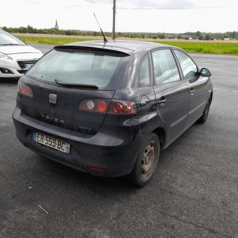 Aile avant gauche SEAT IBIZA 3 Photo n°8