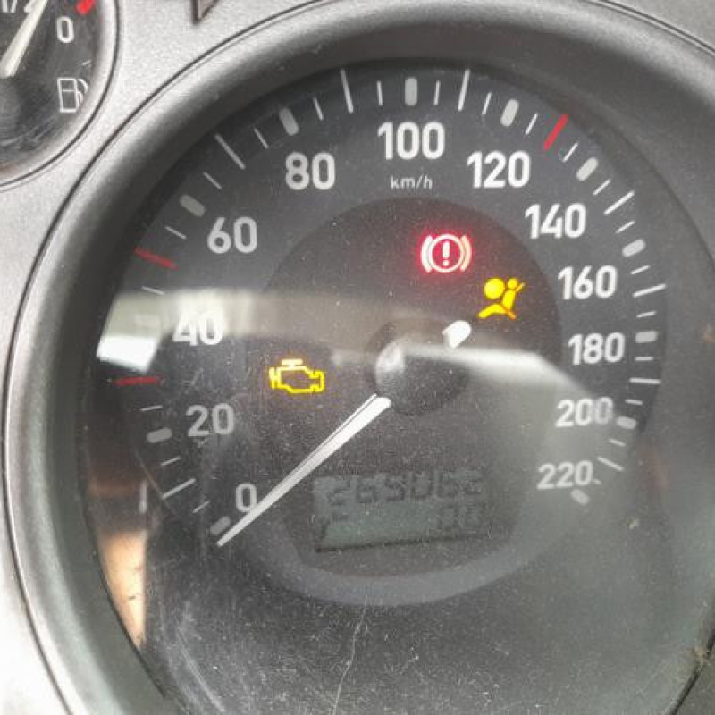 Pare choc avant SEAT IBIZA 3 Photo n°19