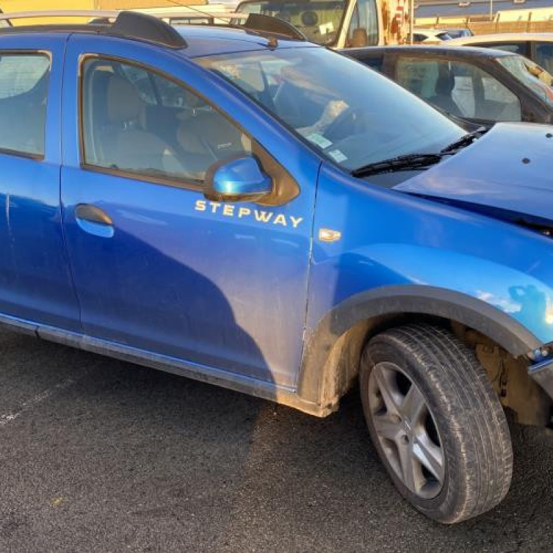 Moteur DACIA SANDERO 2 Photo n°8