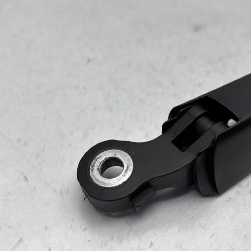 Bras essuie glace arriere VOLKSWAGEN POLO 4 Photo n°2