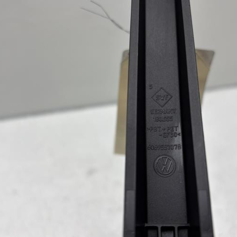 Bras essuie glace arriere VOLKSWAGEN POLO 4 Photo n°5