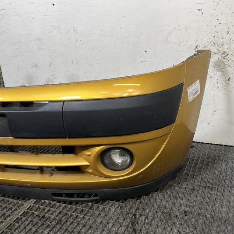 Pare choc avant RENAULT CLIO 2 Photo n°3