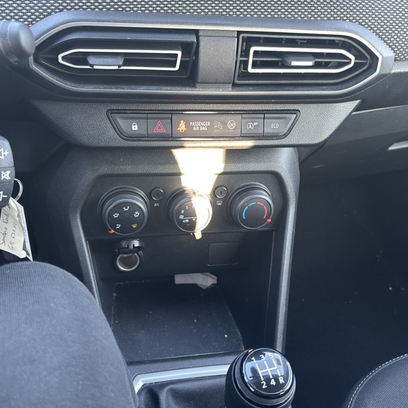 DACIA SANDERO 3 1.0i - 12V TURBO TCE 100 ECO-G Photo n°16