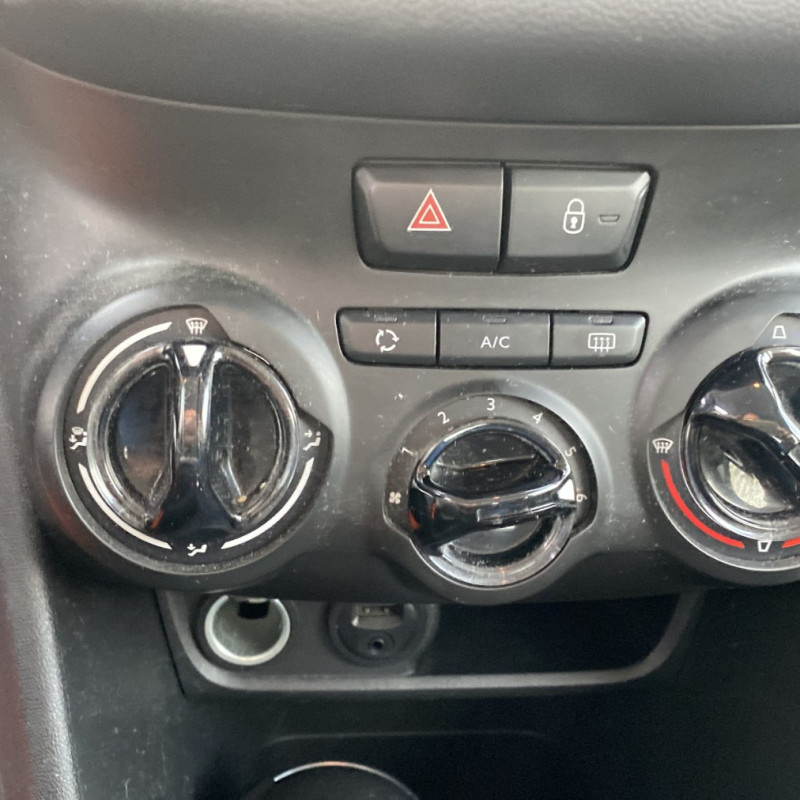 PEUGEOT 208 1 PHASE 2 1.6 BLUE HDI - 8V TURBO Photo n°8