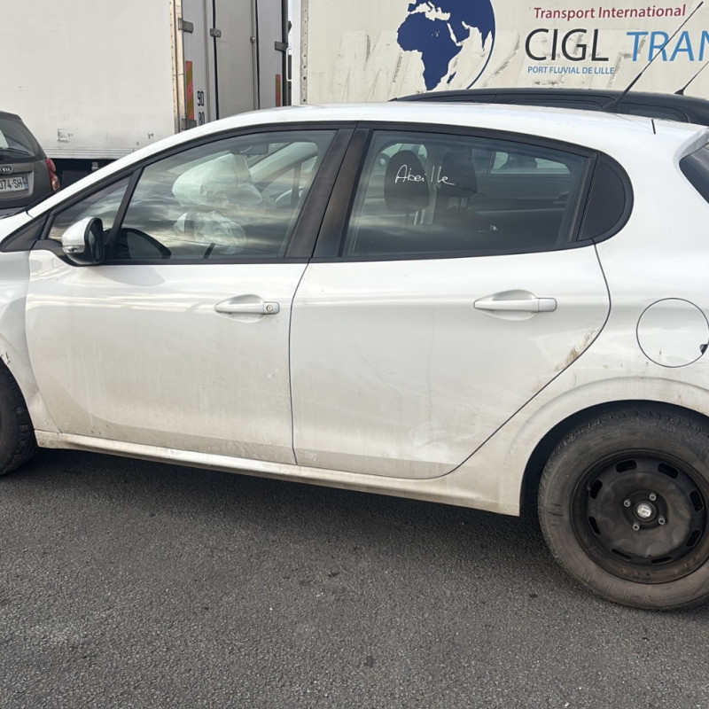 PEUGEOT 208 1 PHASE 2 1.6 BLUE HDI - 8V TURBO Photo n°12