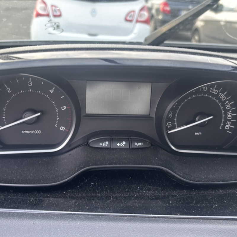 PEUGEOT 208 1 PHASE 2 1.6 BLUE HDI - 8V TURBO Photo n°20