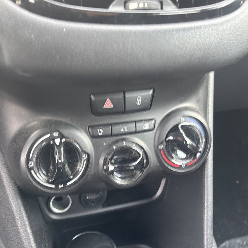 PEUGEOT 208 1 PHASE 2 1.6 BLUE HDI - 8V TURBO Photo n°22