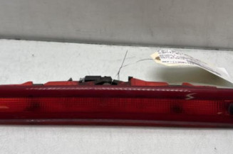 Feu arriere stop central RENAULT CLIO 3 Photo n°1