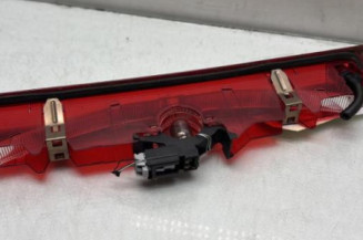 Feu arriere stop central RENAULT CLIO 3