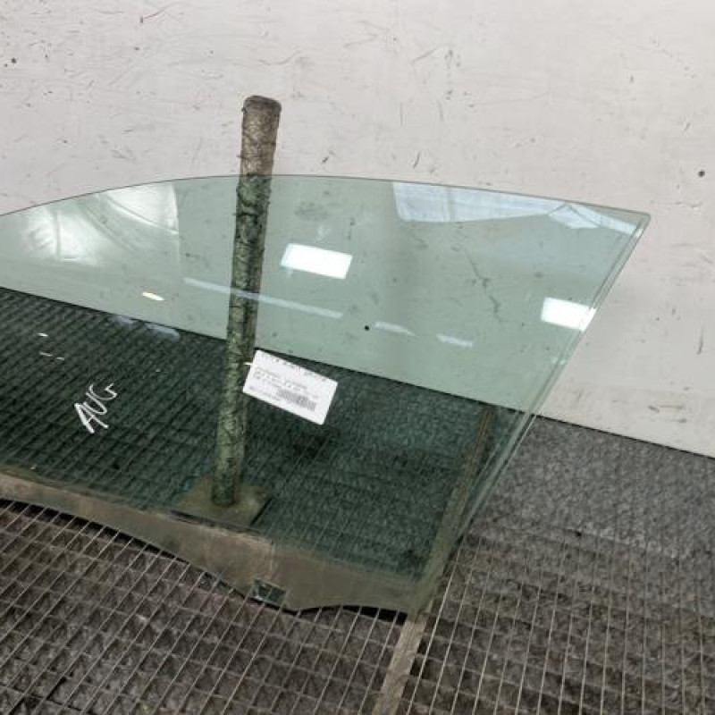 Vitre avant gauche VOLKSWAGEN GOLF 6 Photo n°3