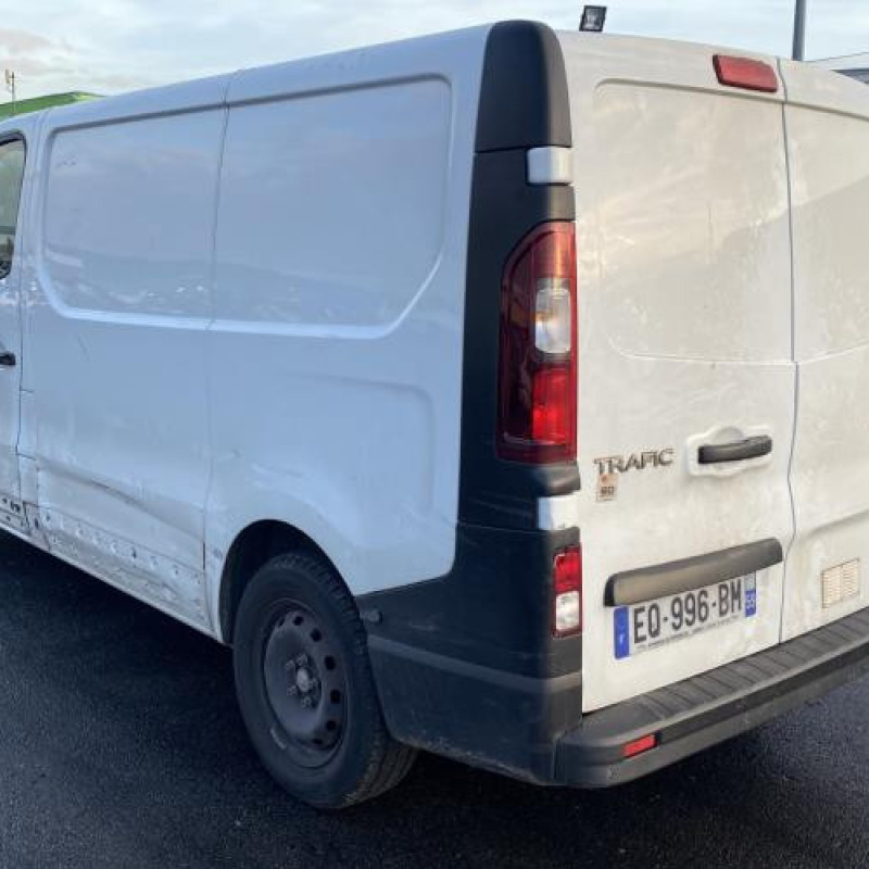 Trappe d'essence RENAULT TRAFIC 3 COURT Photo n°19