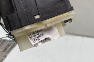 Commodo d'essuie glaces RENAULT TRAFIC 3 COURT