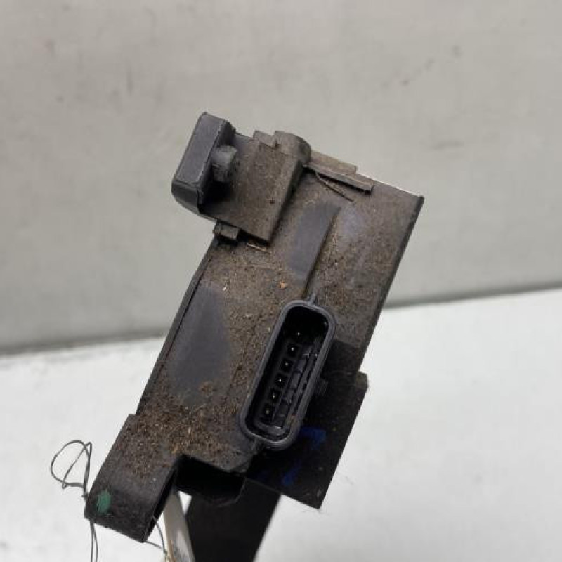 Pedale d'accelerateur RENAULT TRAFIC 3 COURT Photo n°2