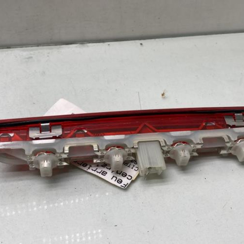 Feu arriere stop central CITROEN DS3 Photo n°2