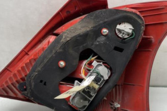 Feu arriere principal gauche (feux) TOYOTA YARIS 2