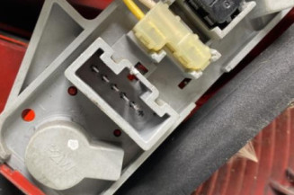 Feu arriere principal gauche (feux) TOYOTA YARIS 2