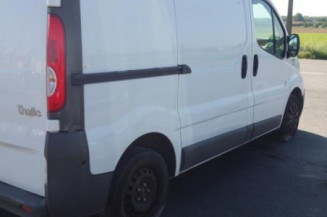 Custode avant droit (porte) RENAULT TRAFIC 2