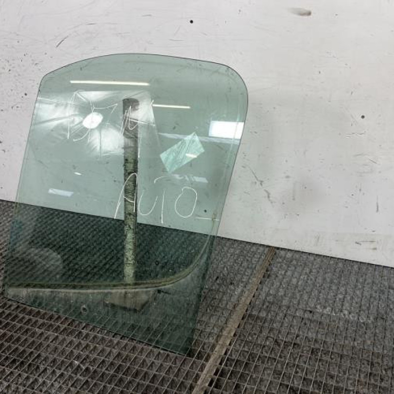 Vitre avant gauche RENAULT TRAFIC 2 Photo n°3