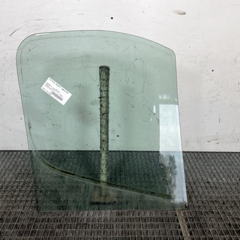 Vitre avant gauche RENAULT TRAFIC 2 Photo n°4