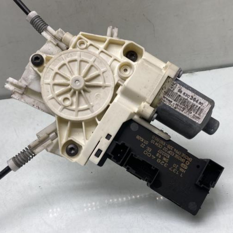 Leve vitre electrique avant gauche PEUGEOT 407 Photo n°5