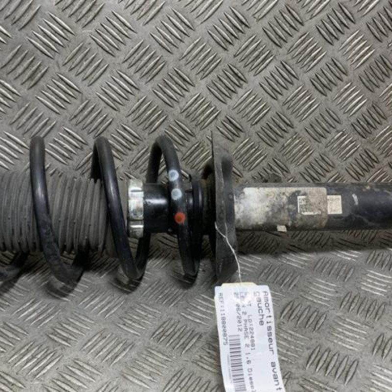 Amortisseur avant gauche SEAT LEON 2 Photo n°1