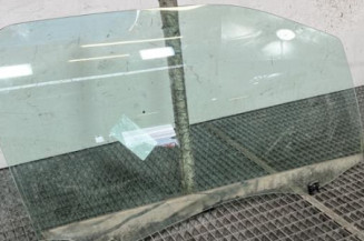 Vitre avant droit DS DS3