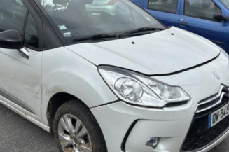 Vitre avant droit DS DS3
