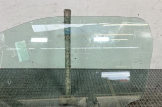 Vitre avant gauche DS DS3 Photo n°1