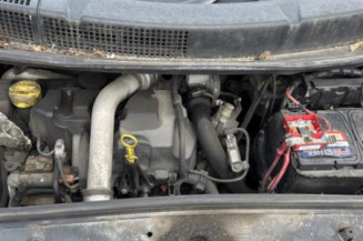 Moteur RENAULT SCENIC 2