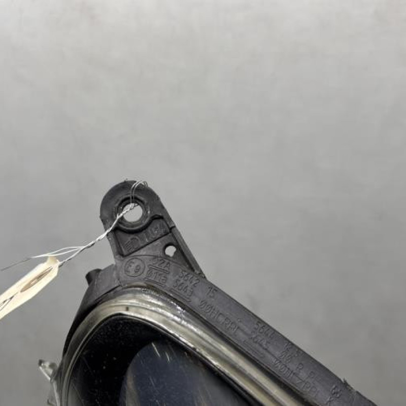 Optique avant principal droit (feux)(phare) OPEL CORSA D Photo n°4