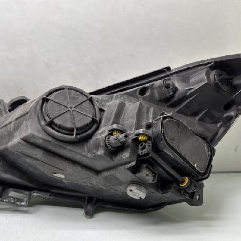 Optique avant principal droit (feux)(phare) OPEL CORSA D Photo n°6