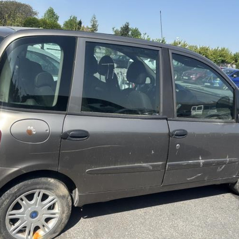 Feu arriere principal droit (feux) FIAT MULTIPLA Photo n°10