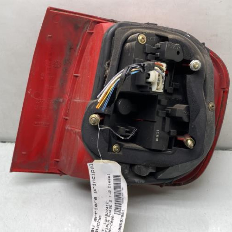 Feu arriere principal gauche (feux) FIAT MULTIPLA Photo n°2