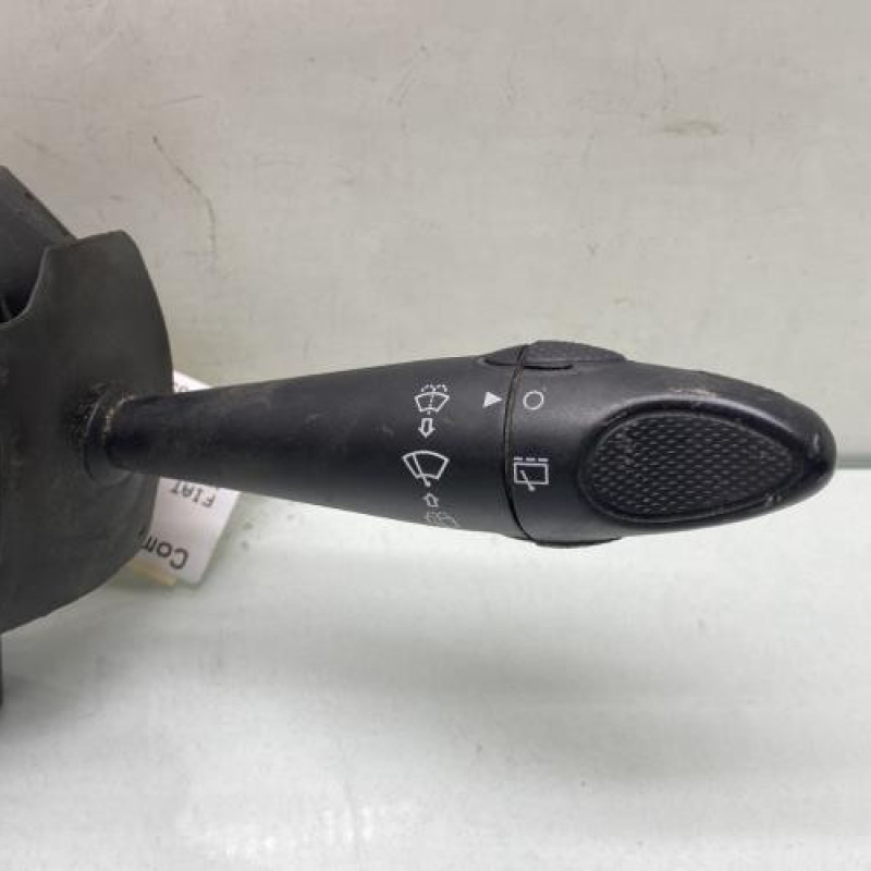 Com (Bloc Contacteur Tournant+Commodo Essuie Glace+Commodo Phare) FIAT MULTIPLA Photo n°2