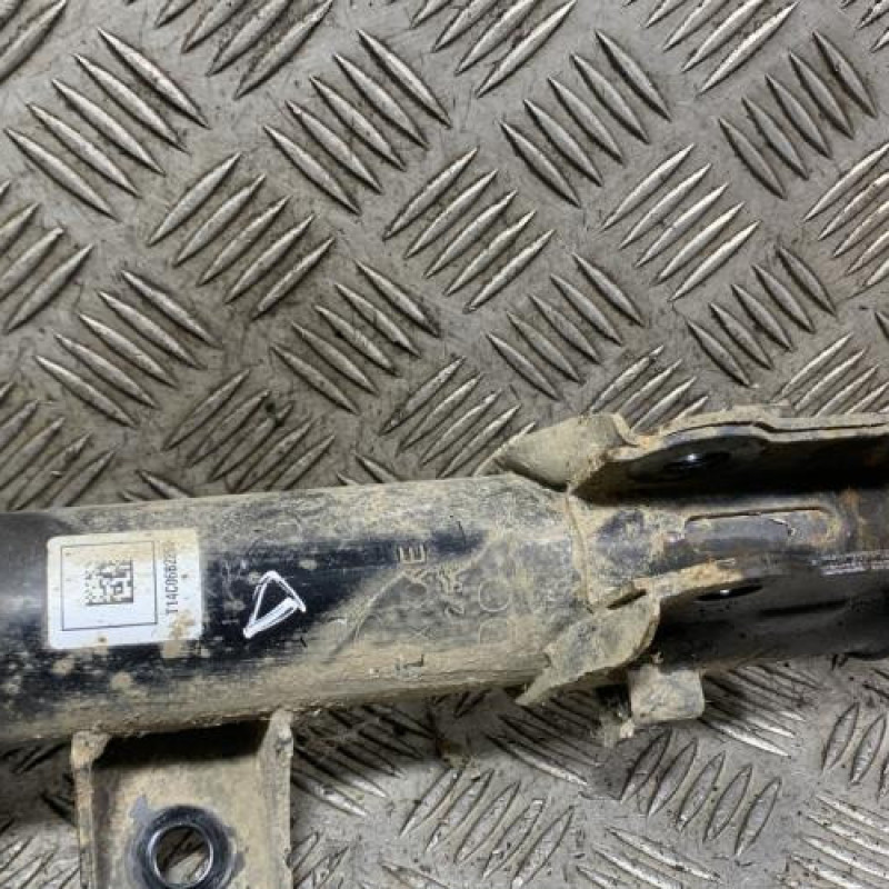 Amortisseur avant droit KIA CEE-D 2 Photo n°3