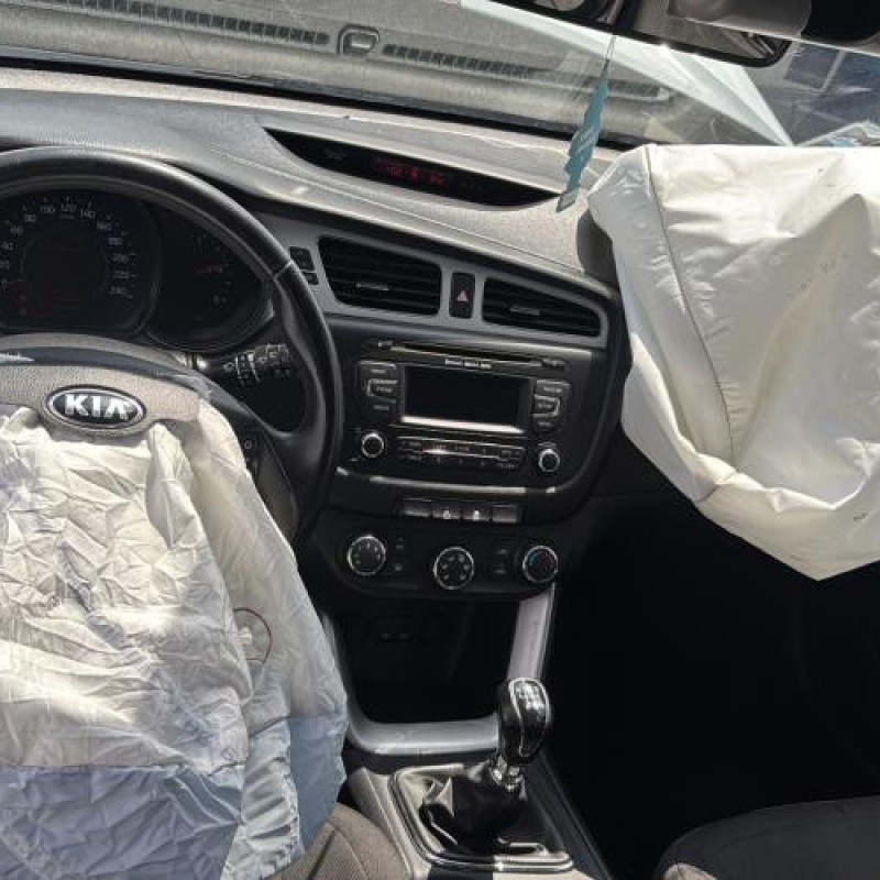 Amortisseur avant droit KIA CEE-D 2 Photo n°16