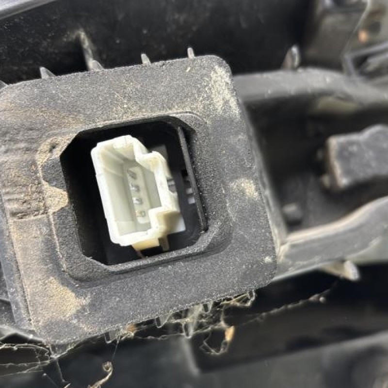 Feu arriere principal gauche (feux) RENAULT SCENIC 3 Photo n°3