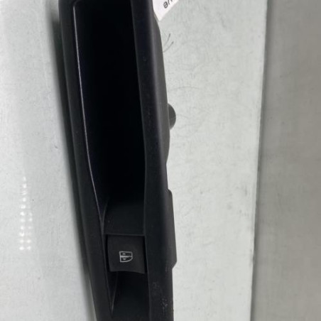 Interrupteur de leve vitre arriere gauche RENAULT SCENIC 3 Photo n°1