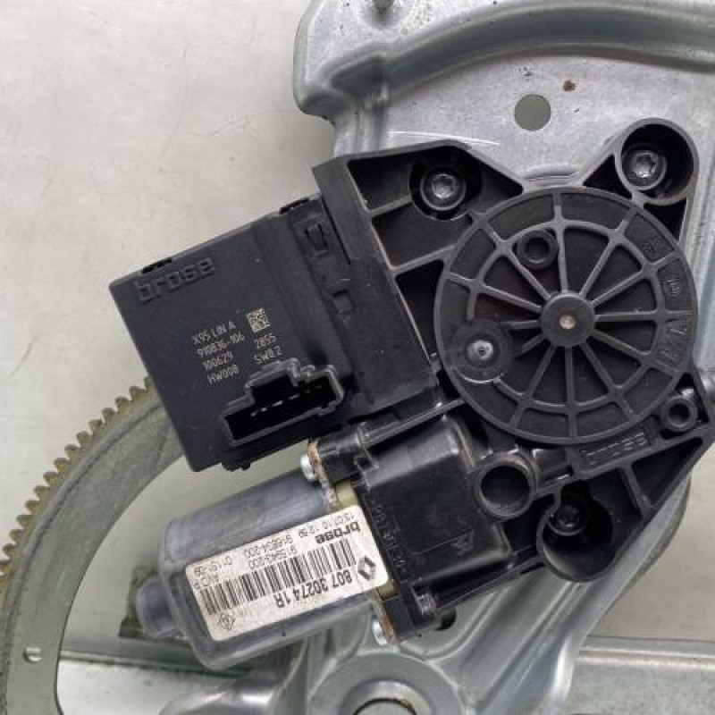 Leve vitre electrique avant droit RENAULT SCENIC 3 Photo n°3