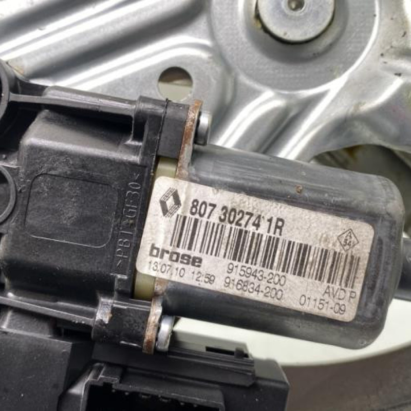 Leve vitre electrique avant droit RENAULT SCENIC 3 Photo n°4