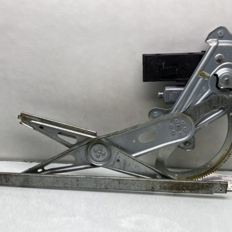 Leve vitre electrique avant gauche RENAULT SCENIC 3 Photo n°1